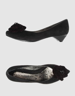 LUCA STEFANI - CHAUSSURES - Escarpins sur YOOX.COM