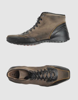 TRACER - CHAUSSURES - Sneakers sur YOOX.COM