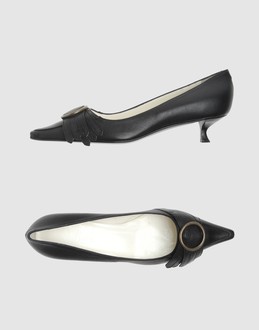 VERY WHITE - CHAUSSURES - Escarpins sur YOOX.COM