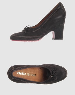 ORDINARY PEOPLE - CHAUSSURES - Escarpins sur YOOX.COM