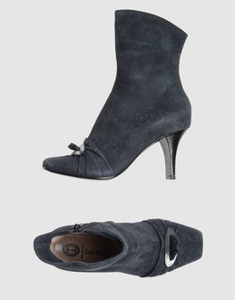 LES TROPEZIENNES - CHAUSSURES - Bottines sur YOOX.COM