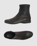 Bildanzeige: Prada > Schuhe Nr. 44053134