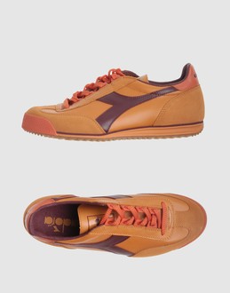 Sneakers - FÜR - - DIADORA -