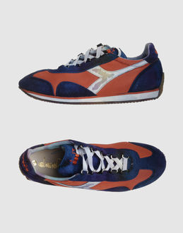 Sneakers - FÜR - - DIADORA -