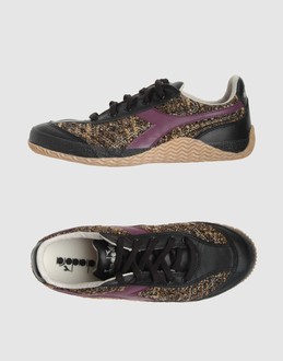 Sneakers - FÜR - - DIADORA -