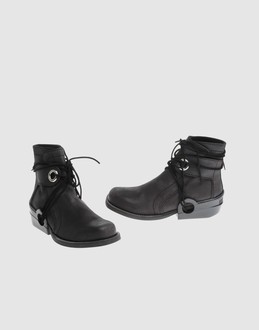 DIRK BIKKEMBERGS - CHAUSSURES - Bottines - SUR YOOX.COM