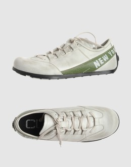 Sneakers - FÜR - - CULT -