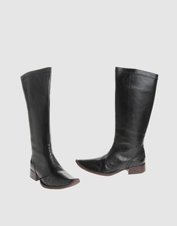 COULEUR POURPRE - CHAUSSURES - Bottes sur YOOX.COM