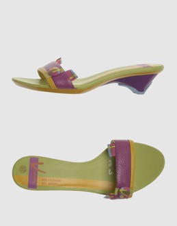 VICINI FASHION SPORT - CALZATURE - Sandali con tacco su YOOX.COM