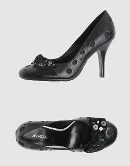 APEPAZZA - CHAUSSURES - Escarpins sur YOOX.COM