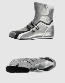 FORNARINA - CHAUSSURES - Bottines sur YOOX.COM