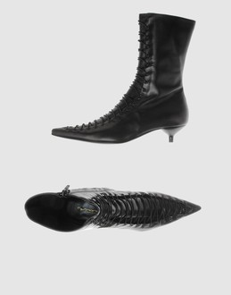 FORNARINA - CHAUSSURES - Bottines sur YOOX.COM