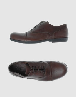 NOSE - CHAUSSURES - Chaussures � lacet sur YOOX.COM