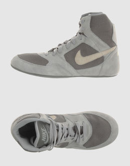 NIKE - メンズ - 靴 - スニーカー on YOOX.COM