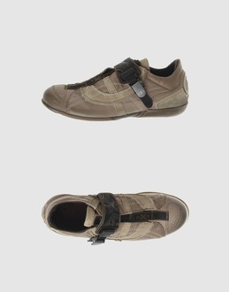 O.X.S. - FOOTWEAR - Sneakers - on YOOX.COM