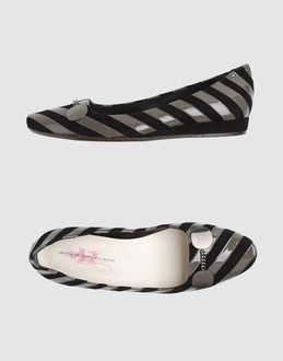DOVE NUOTANO GLI SQUALI Chaussures Ballerines