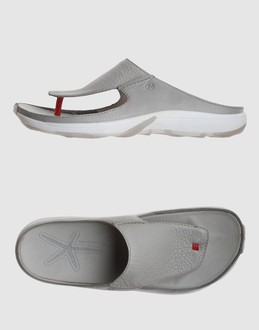 MERRELL Chaussures Tongs