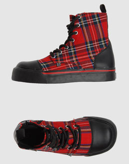 TUK Chaussures Sneakers