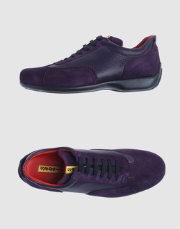 Textured leather - Suede - Laced closure - Rubber sole - Logo details -