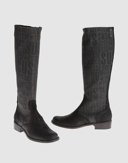 SUS - レディース - 靴 - ブーツ on YOOX.COM
