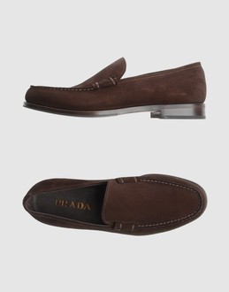 PRADA - �����Y - �C - �X���b�|�� on YOOX.COM 