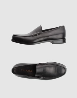 PRADA - �����Y - �C - �X���b�|�� on YOOX.COM 