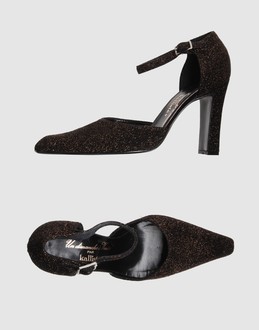 Techno fabric - Lam? - Side buckle closure - Leather sole -