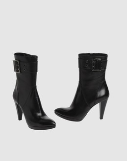 EMANUELA PASSERI - Women - FOOTWEAR - Ankle boots on YOOX.COM