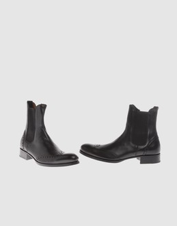 BASURA Chaussures Bottines