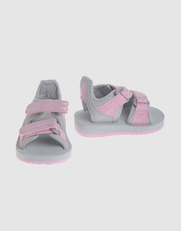 PUMA CHAUSSURES Sandales sur YOOXCOM