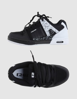 GLOBE CALZATURE Sneakers su YOOX.COM