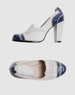 Scarpe con Decolletes Diesel in Camoscio