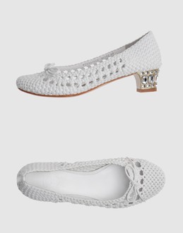100 FOOTWEAR Closed toe slip ons on YOOXCOM