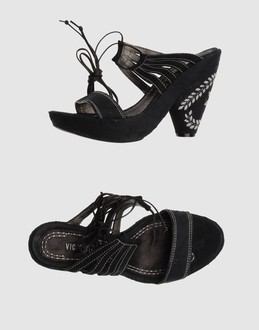 Wrapping straps closure - Rubber sole - Embroidery -