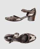 VIC MATIE' - Closed-toe slip-ons 