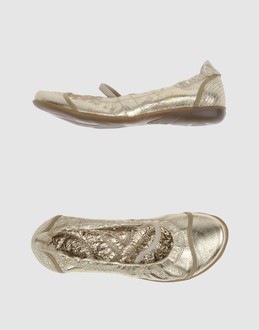 O.X.S. CALZATURE Ballerine su YOOX.COM