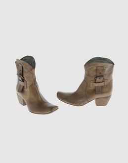 Strategia chaussures bottines
