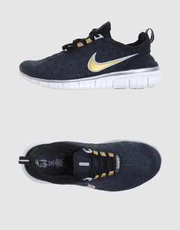 NIKE - CHAUSSURES - Sneakers - sur YOOX.COM