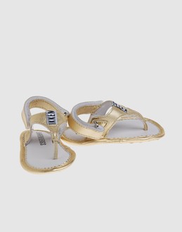 BIKKEMBERGS CALZATURE Infradito su YOOX.COM