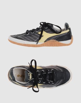 DIADORA - FOOTWEAR - Sneakers - on YOOX.COM
