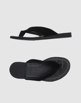 Emporio armani chaussures tongs
