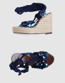 MARC BY MARC JACOBS