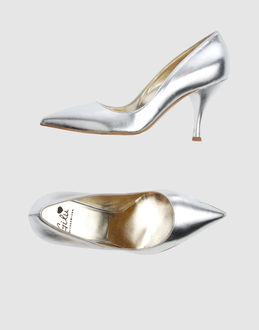 GILU' - CHAUSSURES - Escarpins - sur YOOX.COM