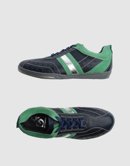 GF FERRE CALZATURE Sneakers su YOOX.COM