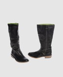 SUS - Boots