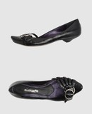 ELISANERO - Closed-toe slip-ons 