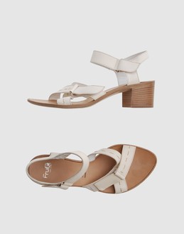 FRU.IT CALZATURE Sandali con tacco su YOOX.COM