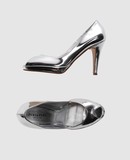 PARI & PARI - Closed-toe slip-ons 