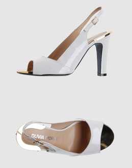 Side buckle closure - Rubber sole -