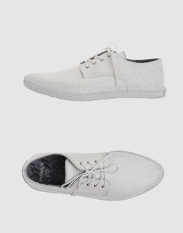 SCHMOOVE CALZATURE Sneakers su YOOX.COM
